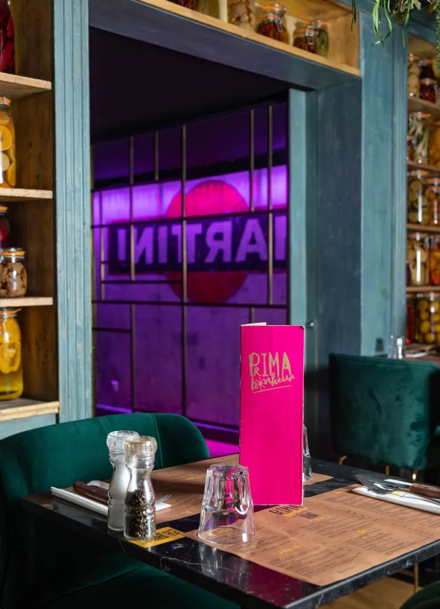 Photo d'ambiance de l'interieur du restaurant Prima Bonheur